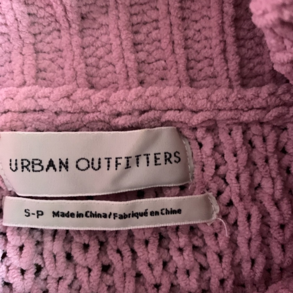 Urban outfitters‎ puff sleeve crop sweater. Worn twice. 68 retail - Picture 4 of 6